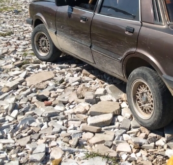 1988 ford taunus çıkma sol takım çelik jant.