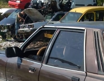 1988 ford taunus çıkma sol takım kapı camı.