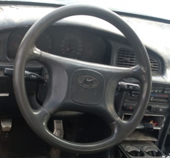 1994 hyundai sonata çıkma direksiyon simidi.