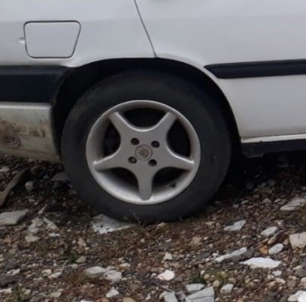 1994 model fiat tempra 2.0 8 valf çıkma sağ arka jant lastik.