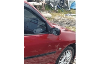 1997 model peugeot 306 1.8 8 valf çıkma sağ dikiz ayna camı.