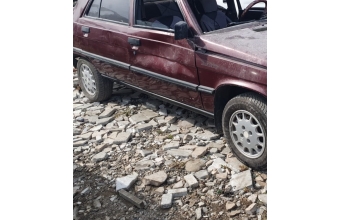 1997 model renault r9 broadway çıkma sağ marşbiyel.