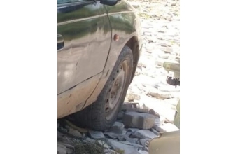 1998 model toyota carina 2 çıkma sağ ön jant lastik.