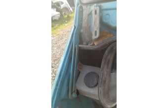 2000 model mercedes benz sprinter 312d 2.9 çıkma kaput menteşeleri.