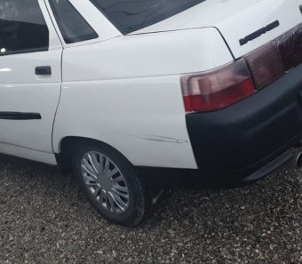 2001 model lada vega 1.5 benzinli çıkma sol arka çamurluk.