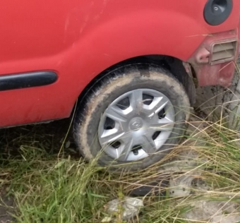 2001 model renault kangoo 1.9 dizel çıkma sağ arka jant lastik.