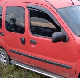 2001 model renault kangoo 1.9 dizel çıkma sağ takım kapı.