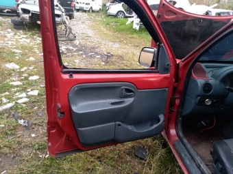 2001 model renault kangoo 1.9 dizel çıkma sol ön dolu kapı.