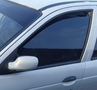 2001 model renault megane 1 1.6 8 valf çıkma sol ön kapı camı.