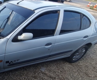 2001 model renault megane 1 1.6 8 valf çıkma sol takım kapı.