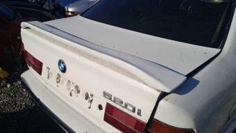 Bmw e34 kasa 5.20 bagaj kapağı orjinal parça