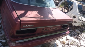 Honda Accord bagaj kapağı 83 model orjinal parça